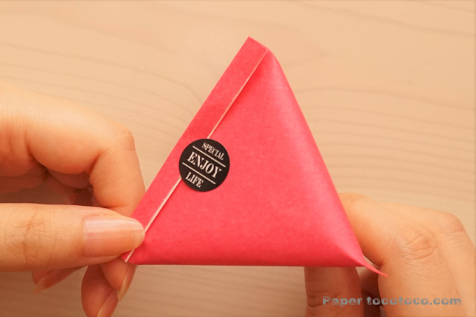 折り紙テトラパックの折り方