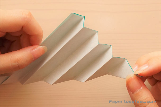折り紙葉っぱの折り方1